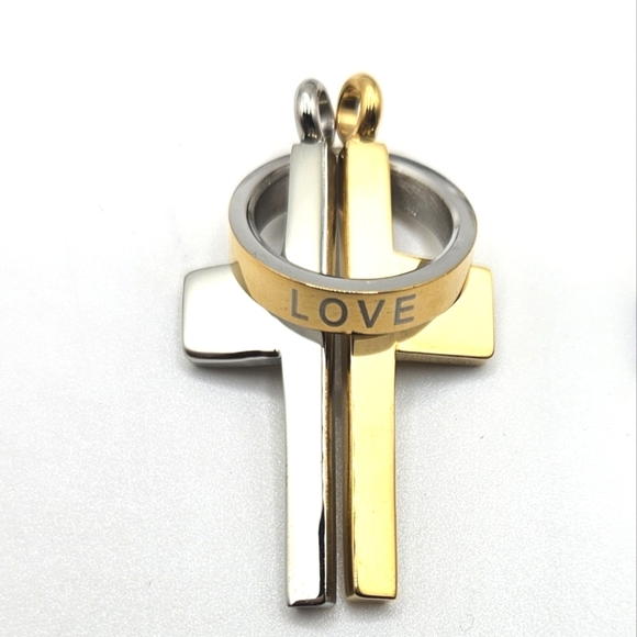 Cross LOVE Pendant Gold Silver Plated Steel Unisex Couples - Picture 1 of 4